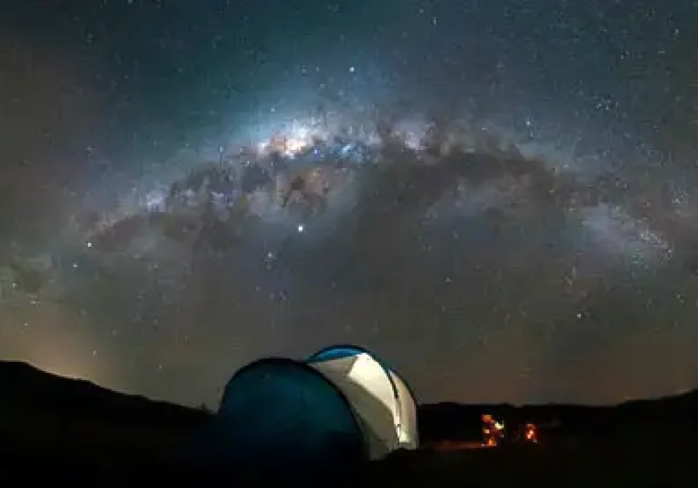 moon-valley-overnight-camping-jeddah